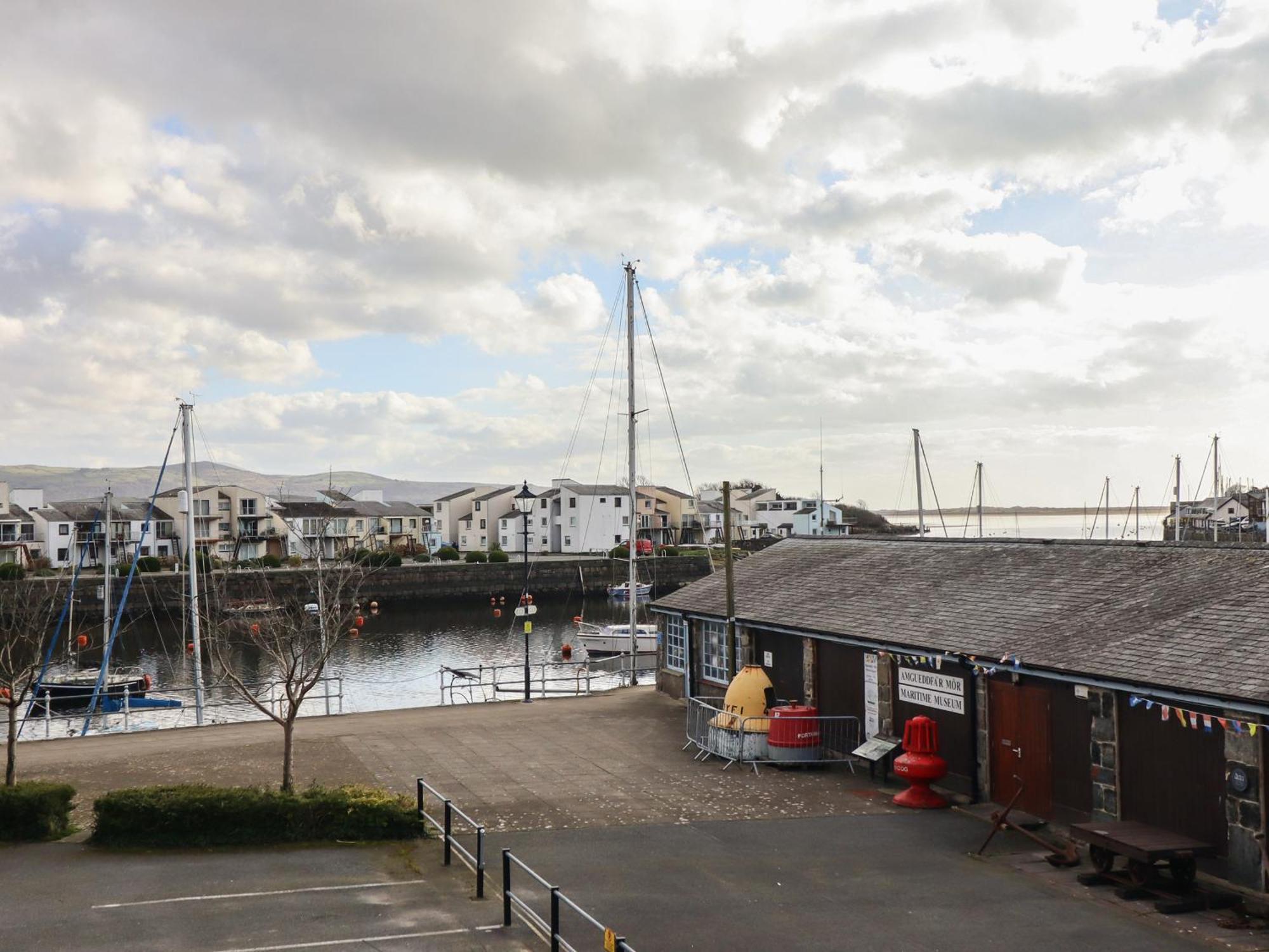 Harbour View Villa Porthmadog Exterior photo
